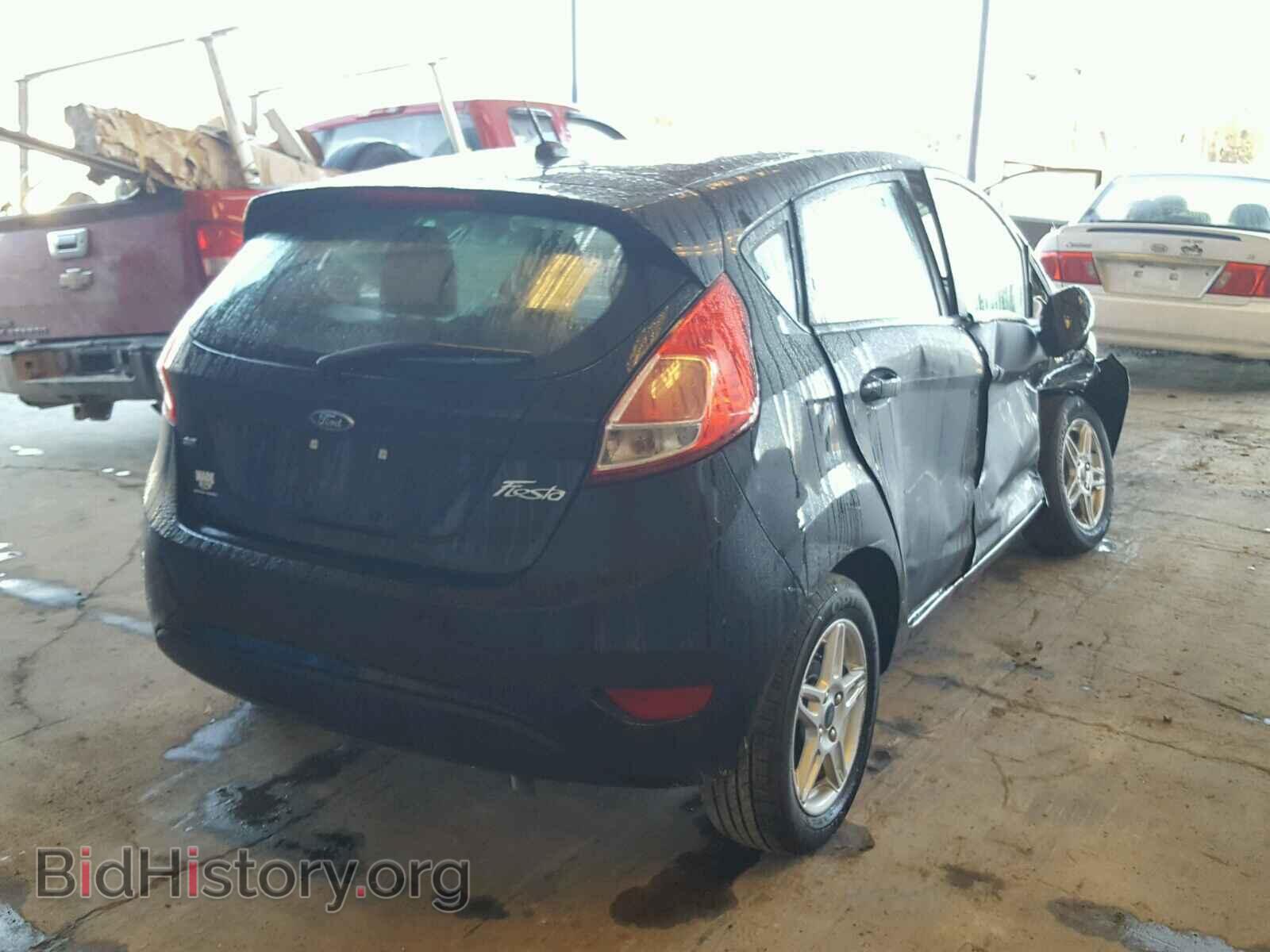 2017 FORD FIESTA - VIN: 3FADP4EJ1HM134388 - Фото 4