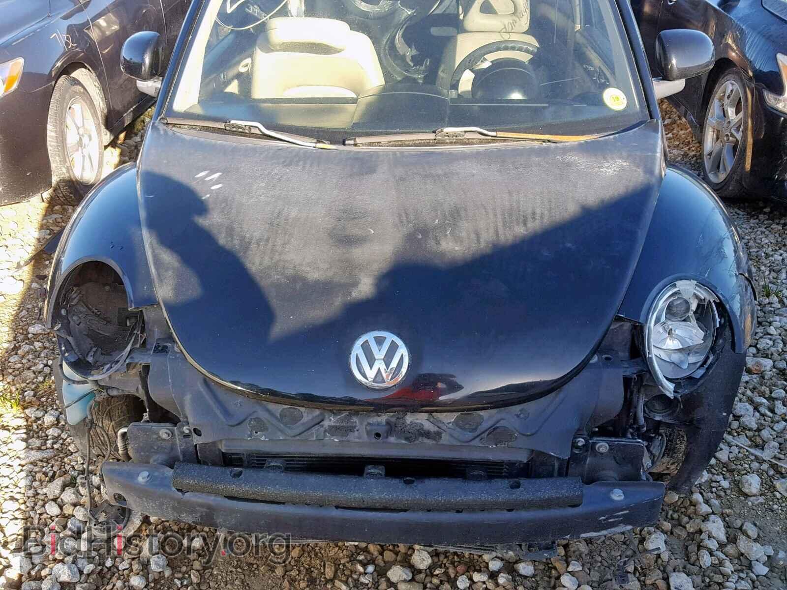 Photo 3VWCC21C4YM412128 - VOLKSWAGEN BEETLE 2000