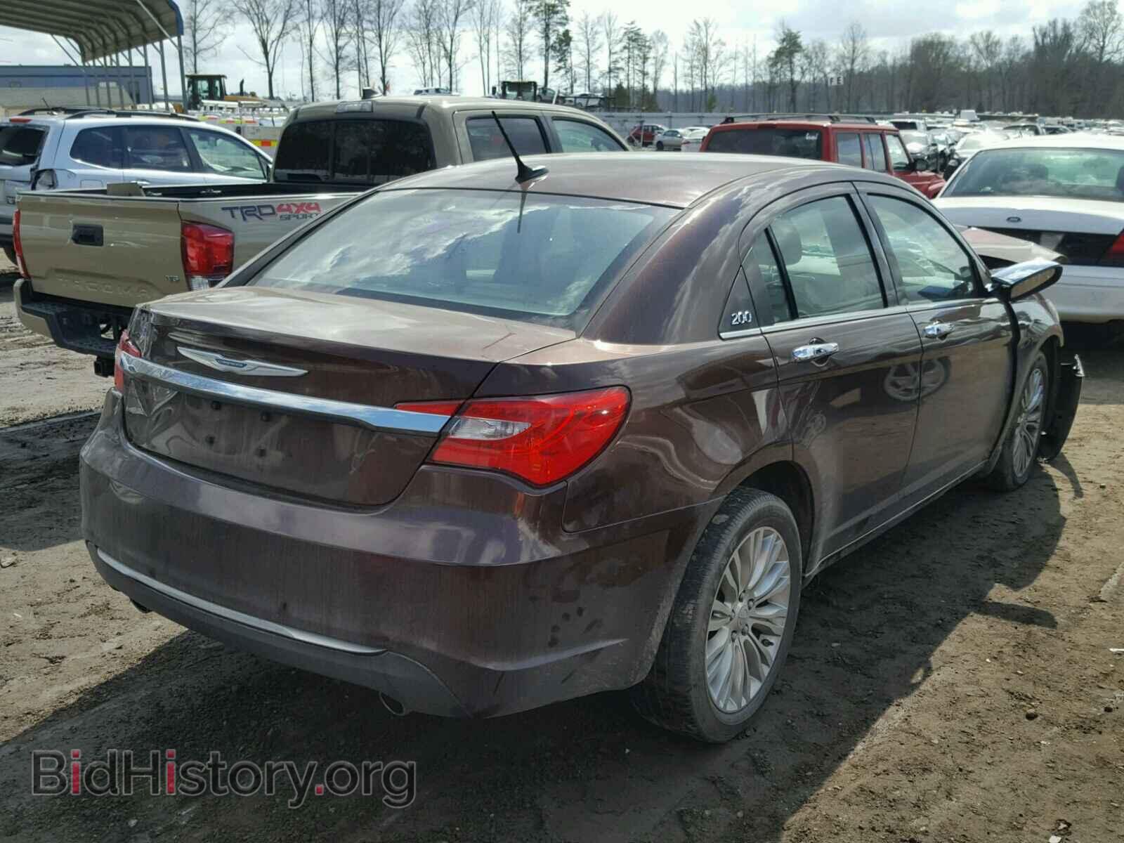 2012 CHRYSLER 200 - VIN: 1C3CCBCG9CN253970 - Фото 4