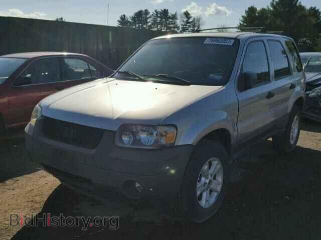 2005 FORD ESCAPE - VIN: 1FMYU93105DA10457 - Фото 2