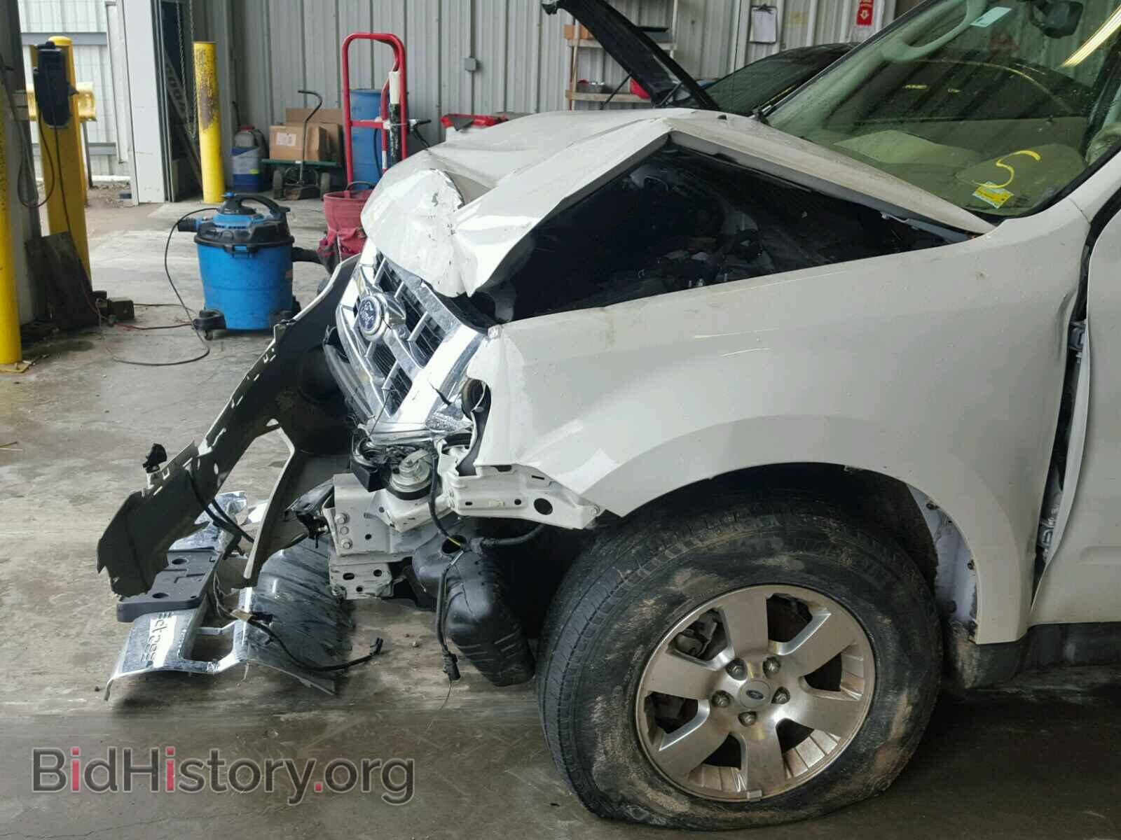2011 FORD ESCAPE - VIN: 1FMCU0E71BKB53450 - Photo 9