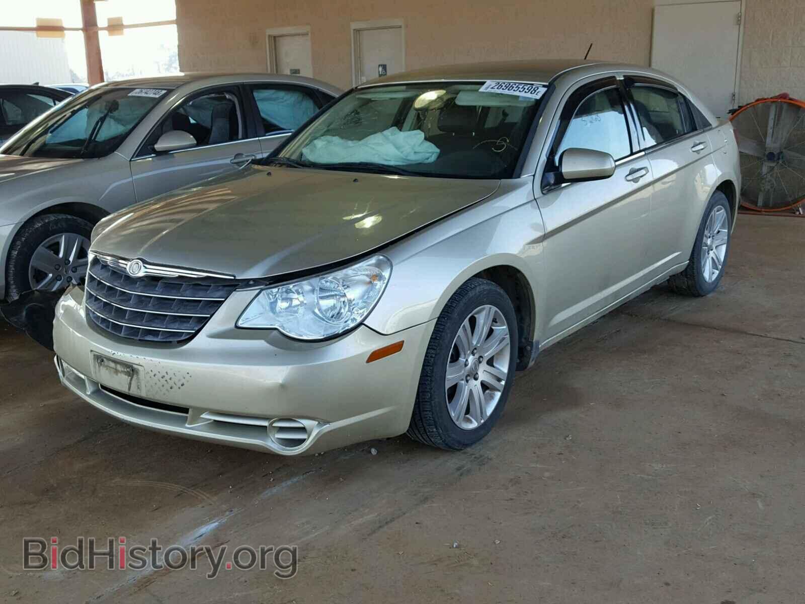 2010 CHRYSLER SEBRING - VIN: 1C3CC5FV0AN111838 - Фото 2
