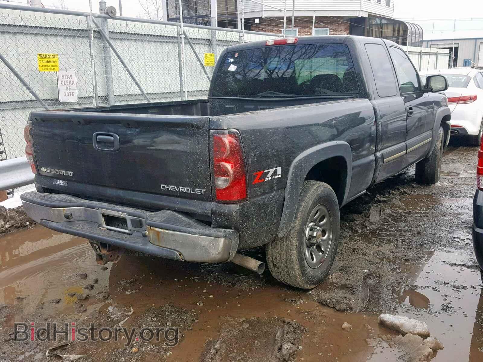 2005 CHEVROLET SILVERADO - VIN: 2GCEK19B451109745 - Фото 4