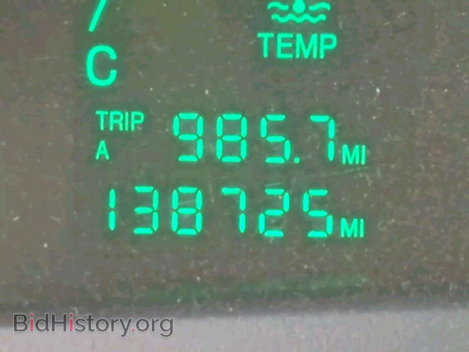 2004 CADILLAC DEVILLE - VIN: 1G6KD54Y54U101577 - Photo 8
