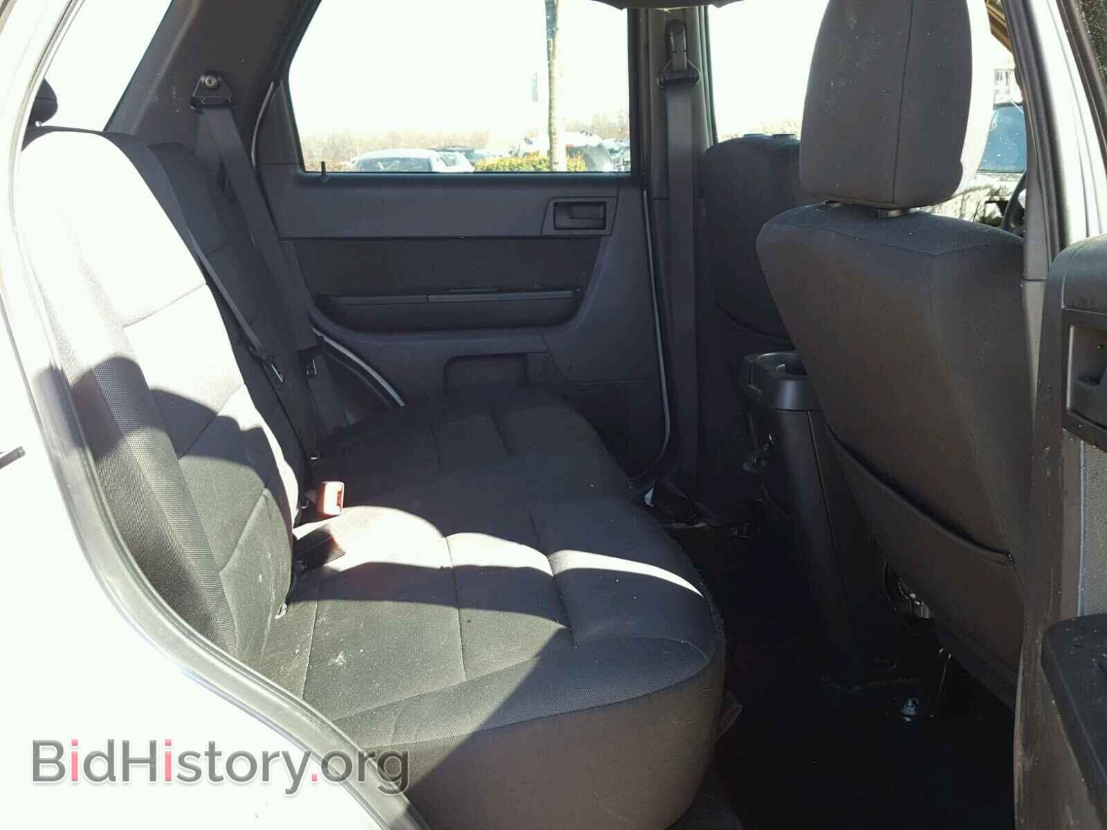 2011 FORD ESCAPE - VIN: 1FMCU0D72BKB94493 - Фото 6