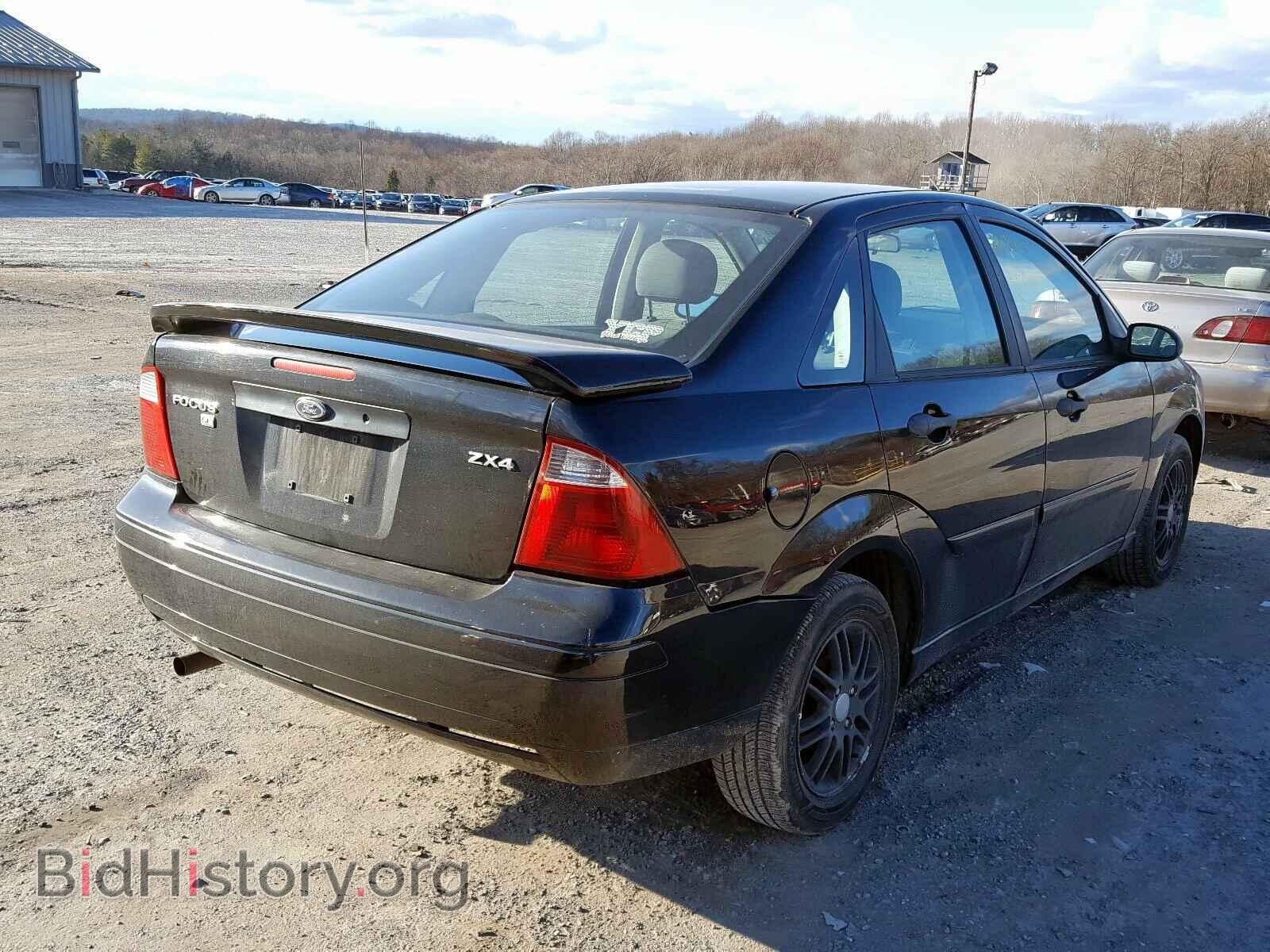 2006 FORD FOCUS - VIN: 1FAFP34N56W173621 - Фото 4