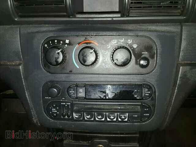 2004 CHRYSLER SEBRING - VIN: 1C3EL46X24N267355 - Фото 10