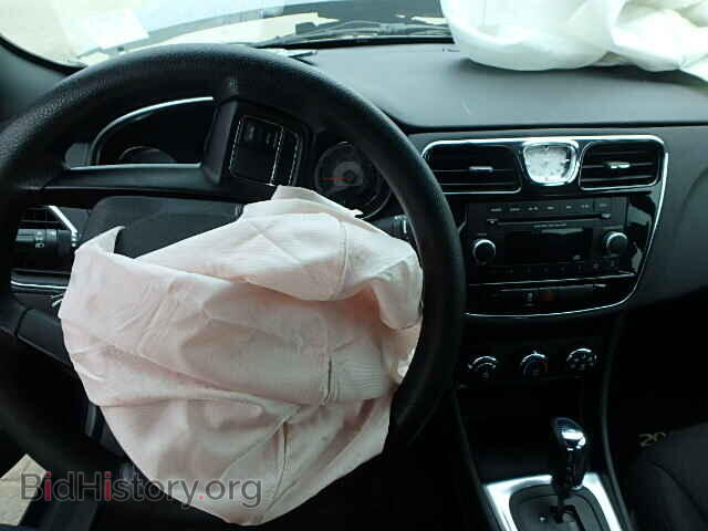 2013 CHRYSLER 200 - VIN: 1C3CCBAB2DN698396 - Photo 10