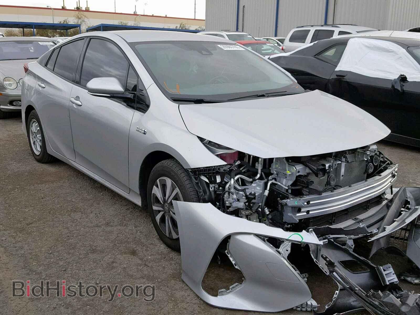 Photo  - TOYOTA PRIUS 2017