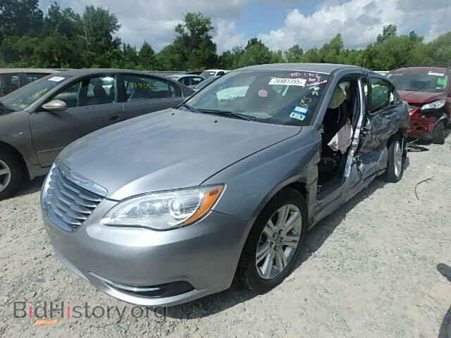 2013 CHRYSLER 200 - VIN: 1C3CCBAB0DN697893 - Photo 2