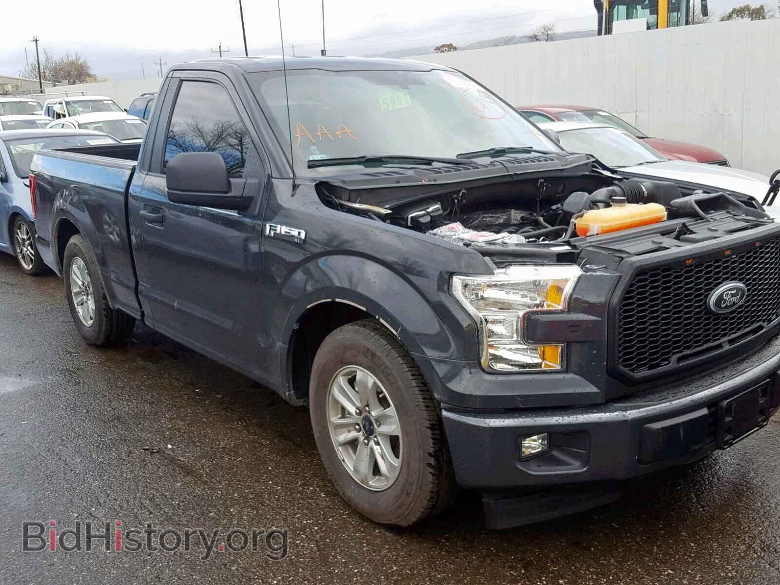 Photo  - FORD F150 2017