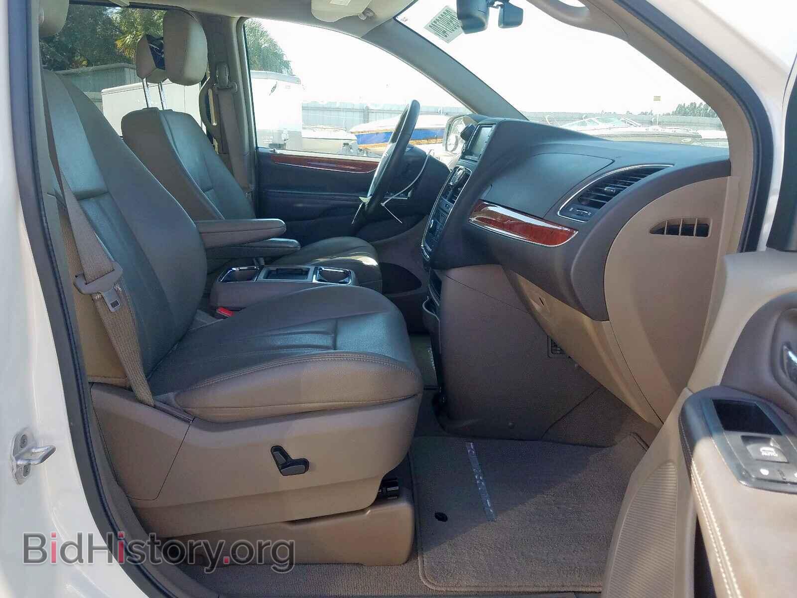 2013 CHRYSLER TOWN & COU - VIN: 2C4RC1CG7DR646659 - Фото 5