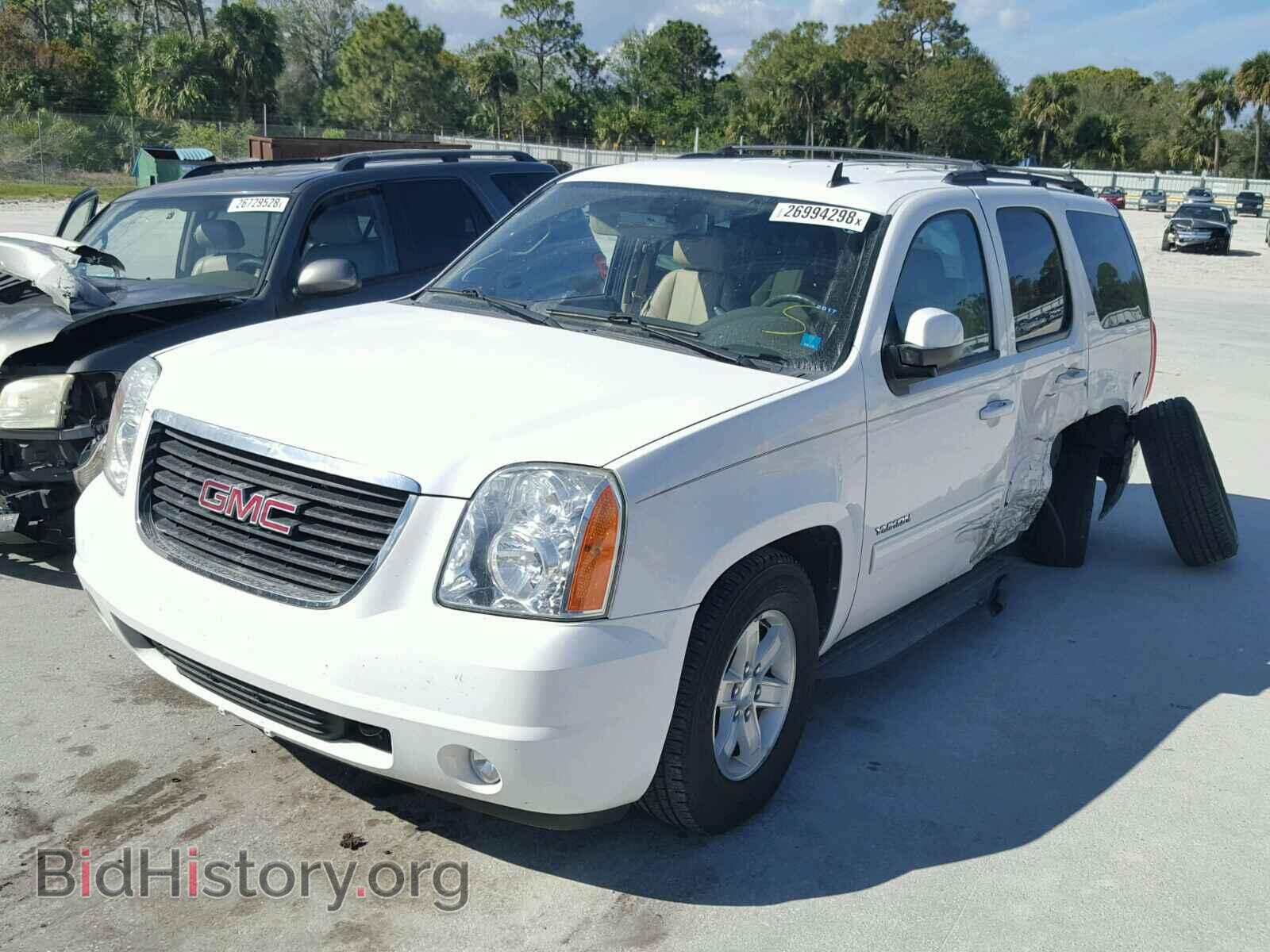 2013 GMC YUKON - VIN: 1GKS1CE08DR105262 - Фото 2