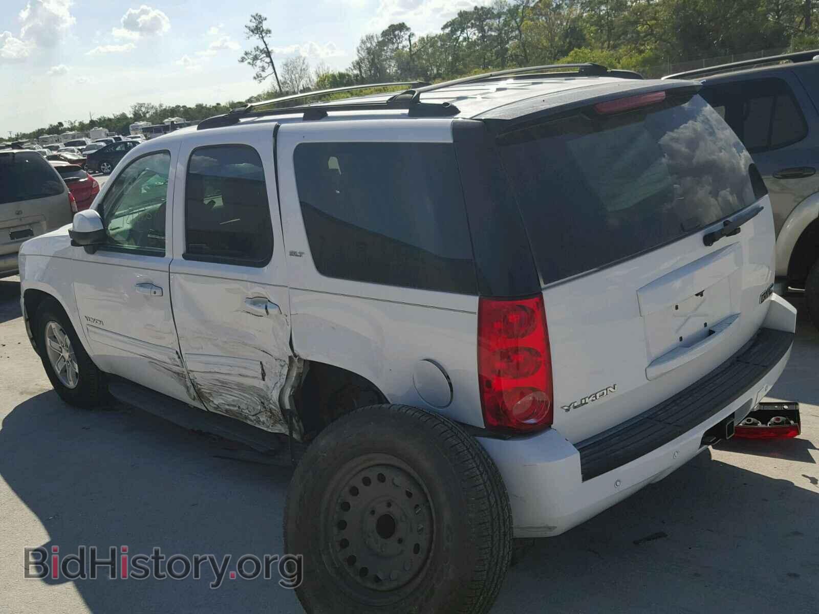 2013 GMC YUKON - VIN: 1GKS1CE08DR105262 - Фото 3