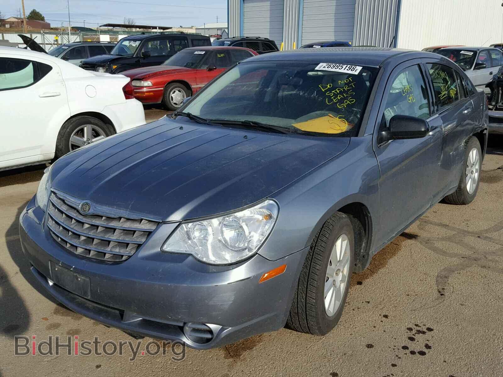 2009 CHRYSLER SEBRING - VIN: 1C3LC46B59N513852 - Фото 2