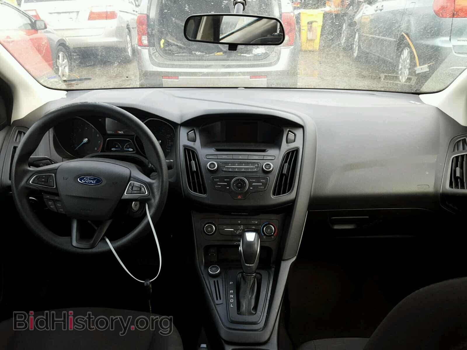 2016 FORD FOCUS - VIN: 1FADP3F26GL215467 - Photo 9