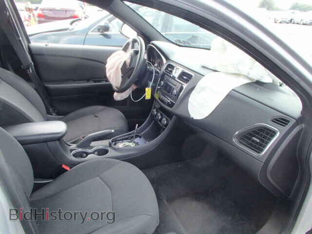 2012 CHRYSLER 200 - VIN: 1C3CCBAB0CN317692 - Фото 5