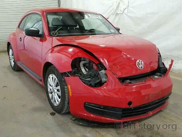 Photo 3VWFP7AT7CM646061 - VOLKSWAGEN BEETLE 2012