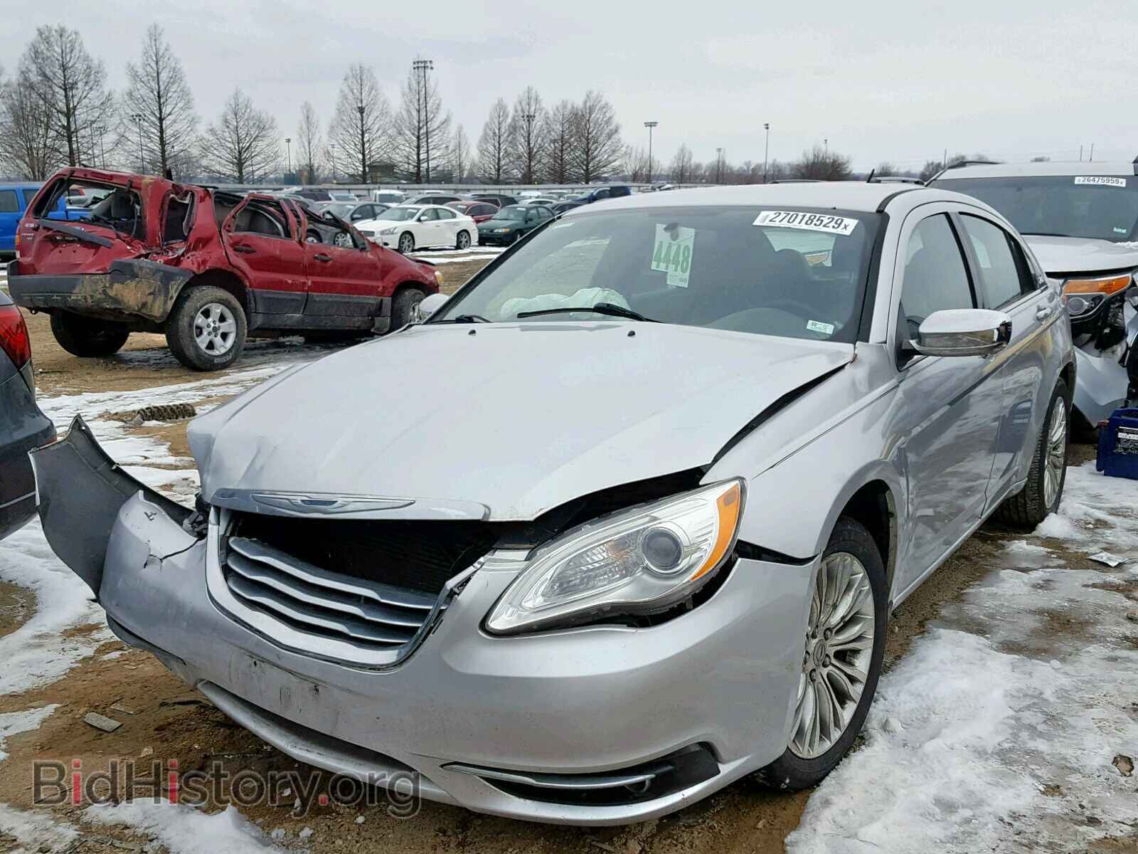 2012 CHRYSLER 200 - VIN: 1C3CCBCB8CN137793 - Фото 2