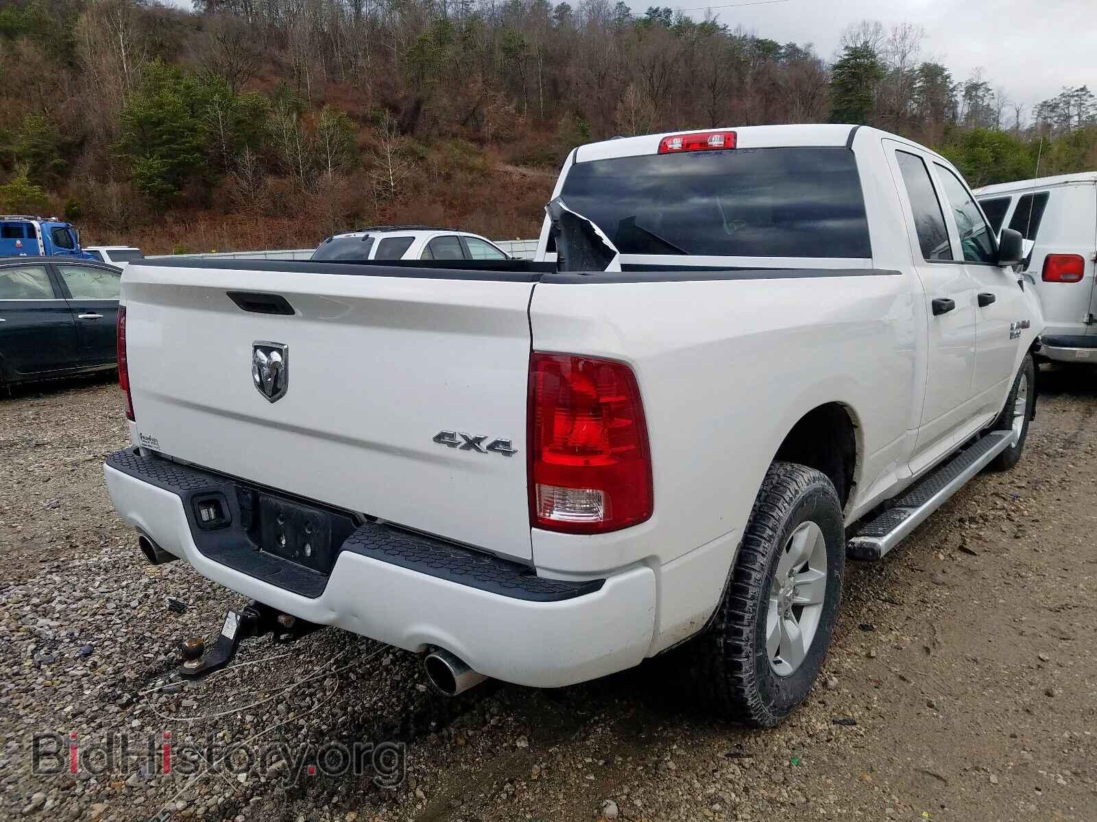 2017 RAM 1500 - VIN: 1C6RR7FT0HS688824 - Photo 4