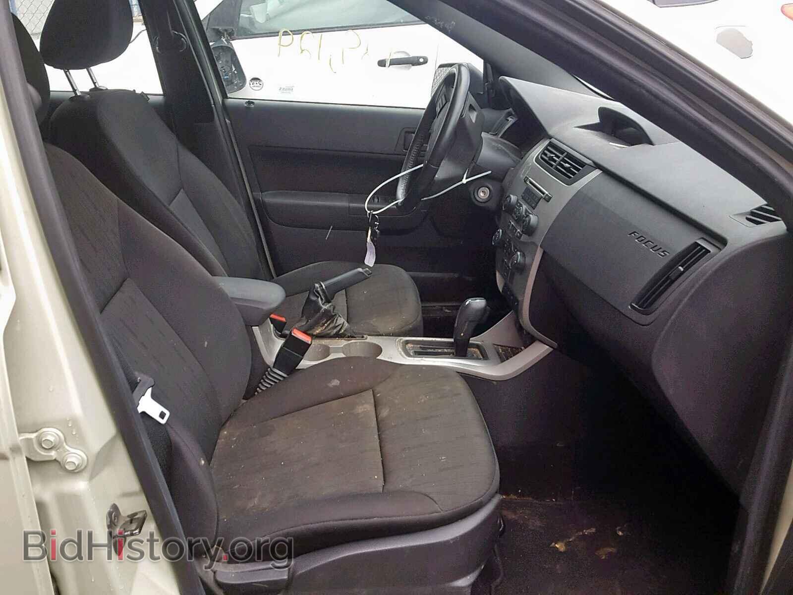 2011 FORD FOCUS - VIN: 1FAHP3FN0BW110054 - Photo 5