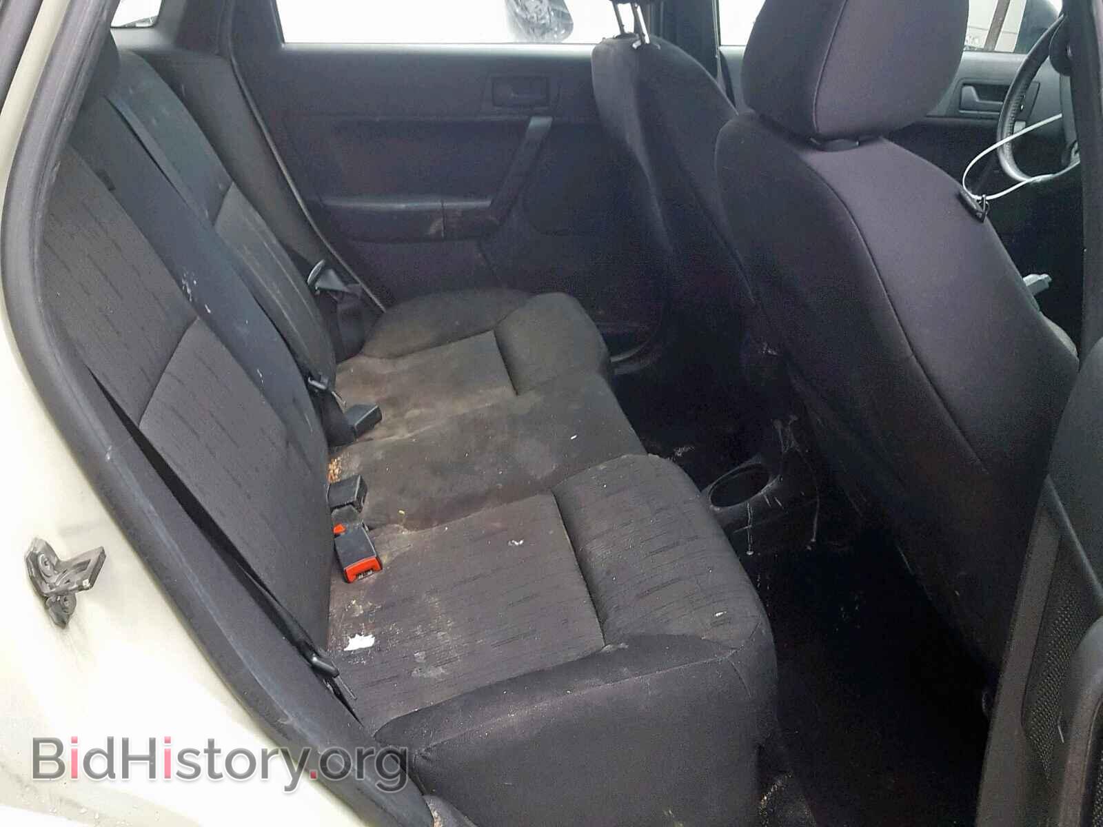 2011 FORD FOCUS - VIN: 1FAHP3FN0BW110054 - Photo 6