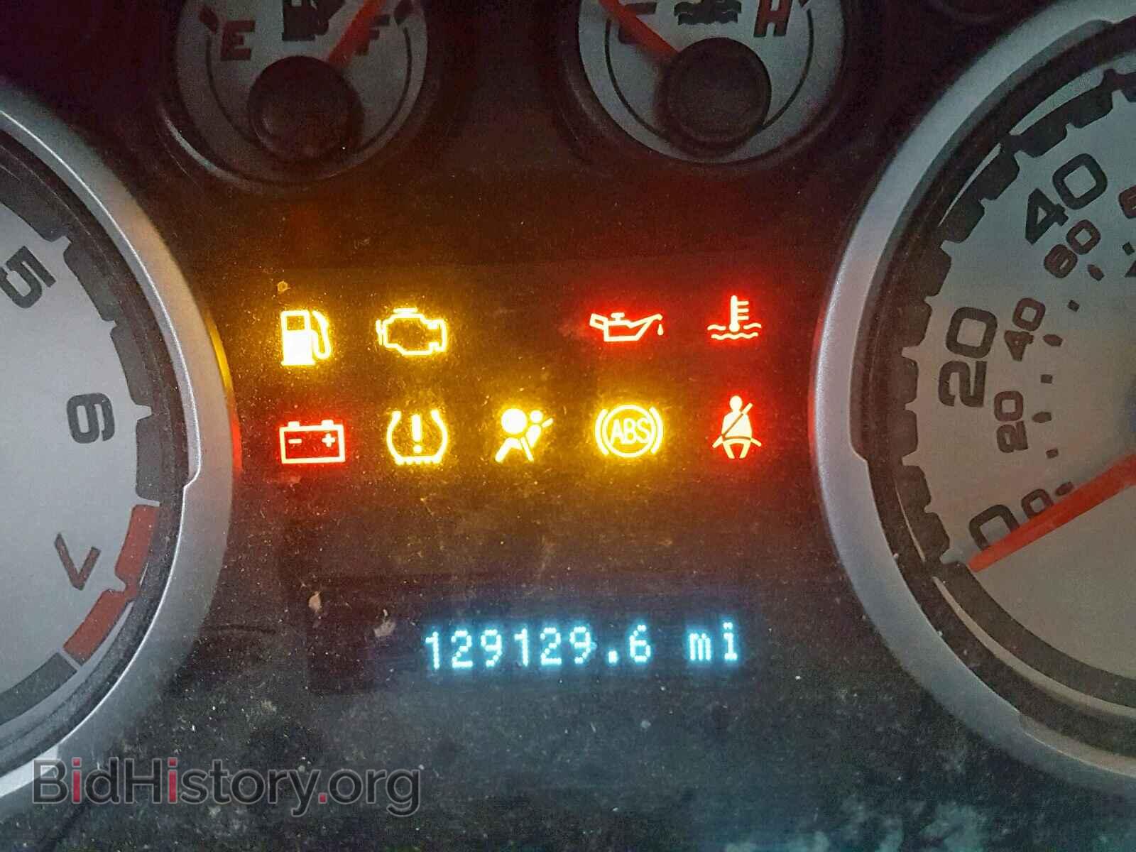 2011 FORD FOCUS - VIN: 1FAHP3FN0BW110054 - Photo 8