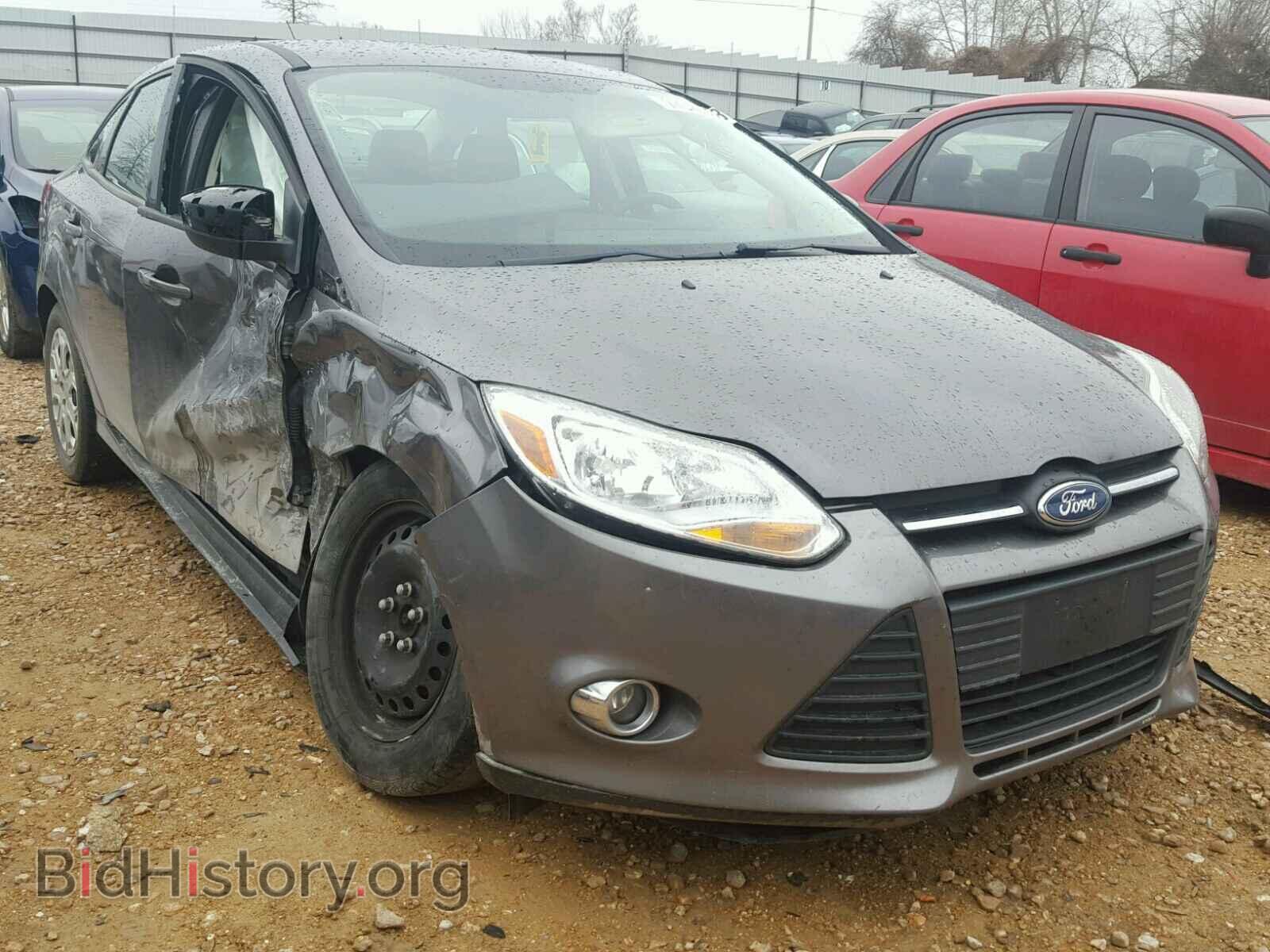 Photo 1FAHP3F29CL195002 - FORD FOCUS 2012