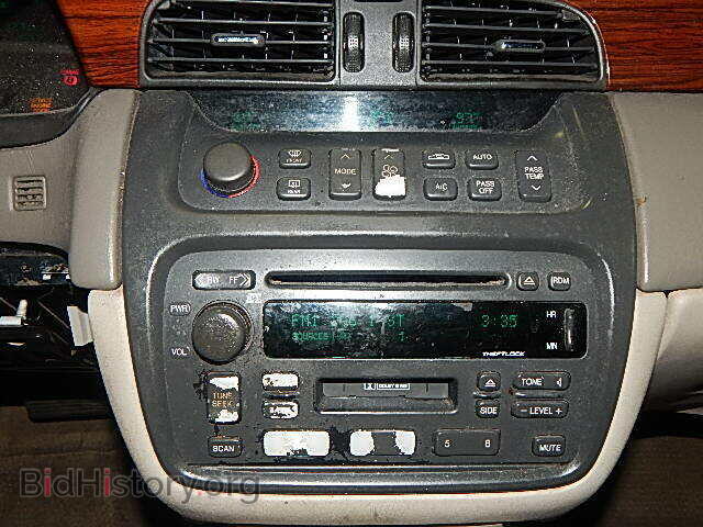 2001 CADILLAC DEVILLE - VIN: 1G6KD54YX1U212380 - Photo 9