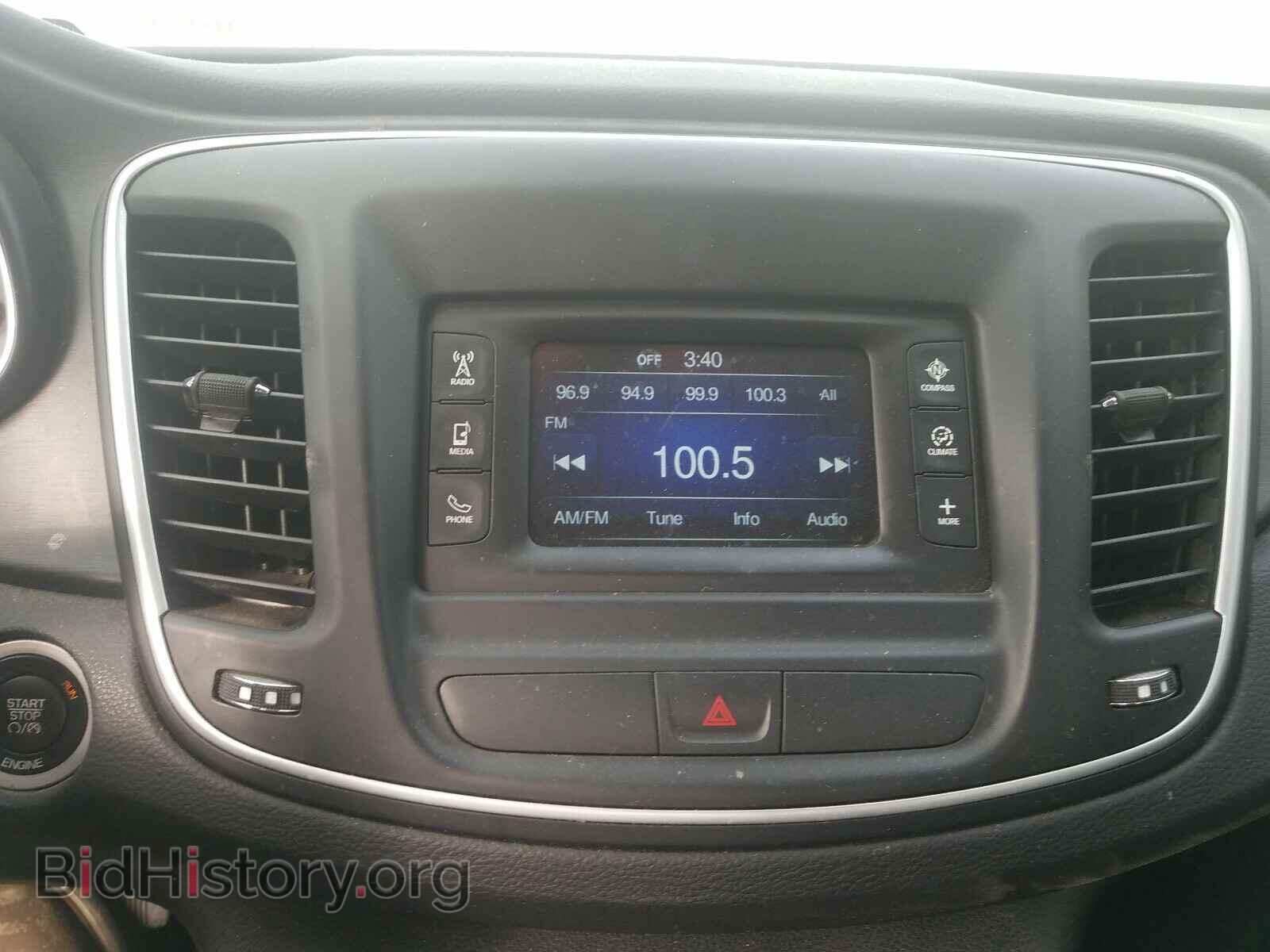 2016 CHRYSLER 200 - VIN: 1C3CCCFB9GN179431 - Photo 9