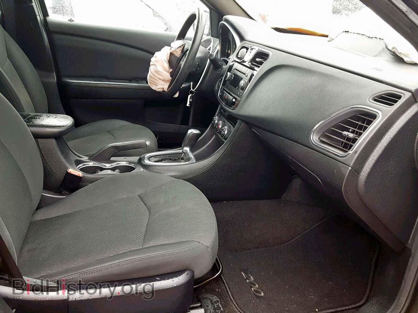 2011 CHRYSLER 200 - VIN: 1C3BC4FB2BN569801 - Фото 5