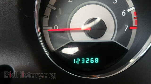2011 CHRYSLER 200 - VIN: 1C3BC4FG7BN547434 - Фото 8