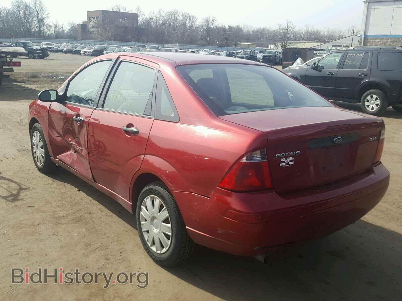 2005 FORD FOCUS - VIN: 1FAHP34N65W282984 - Фото 3