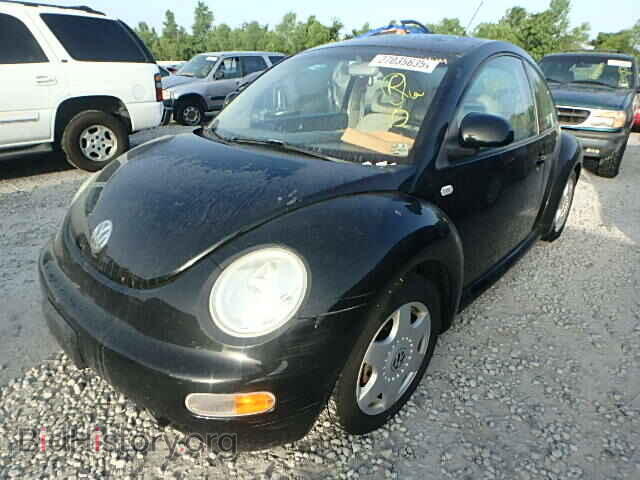 2000 VOLKSWAGEN BEETLE - VIN: 3VWDD21C1YM415974 - Фото 2