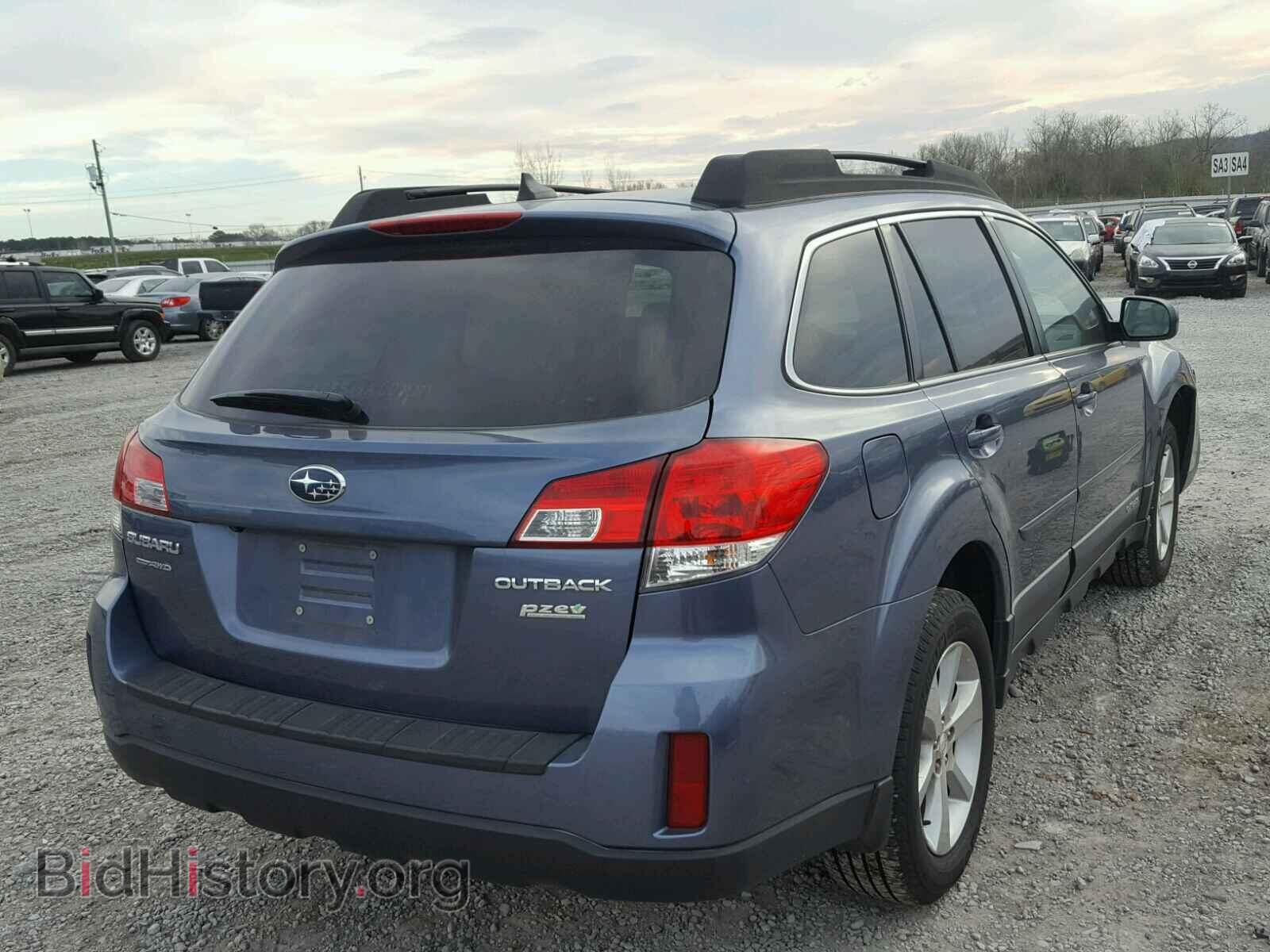 2013 SUBARU OUTBACK - VIN: 4S4BRBLC2D3215945 - Photo 4
