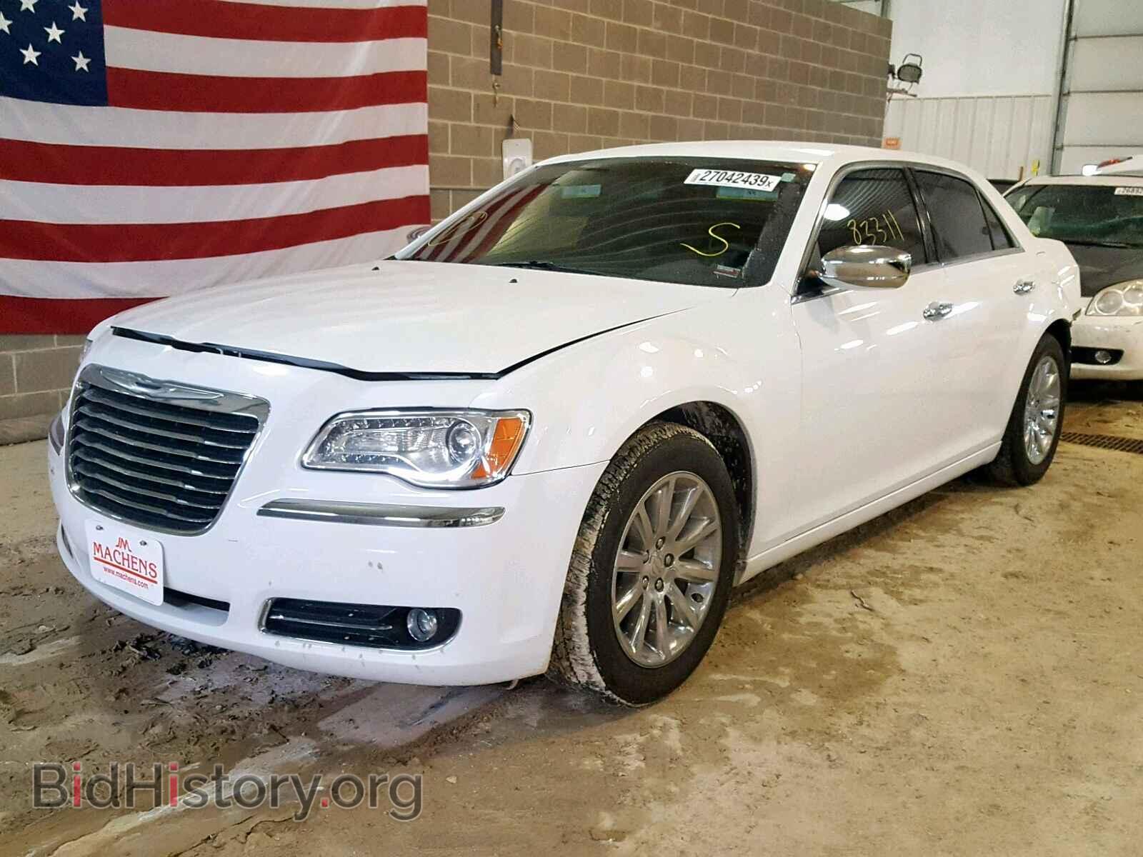 2012 CHRYSLER 300 - VIN: 2C3CCACG5CH310572 - Фото 2