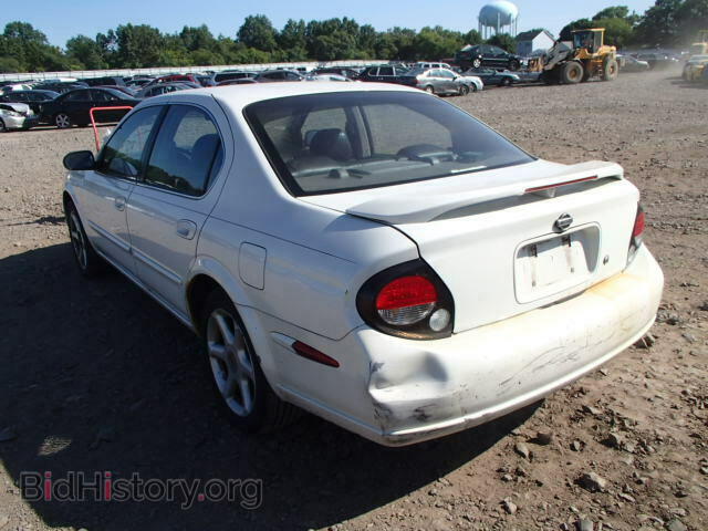 2000 NISSAN MAXIMA - VIN: JN1CA31A3YT016418 - Фото 3