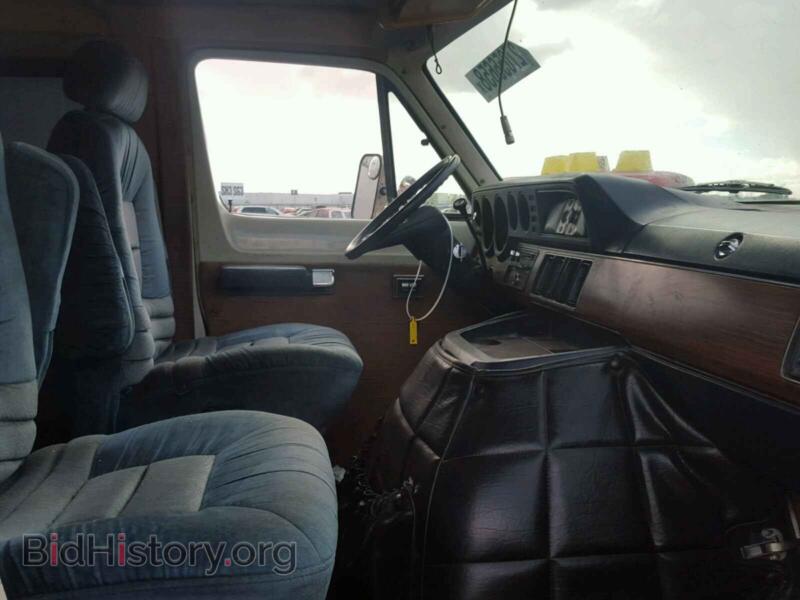 1984 Dodge RAM VAN (VIN 2B6KB3316EK274774) — photo 5 of 10