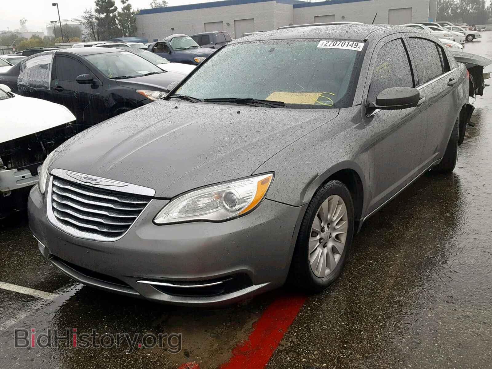 2012 CHRYSLER 200 - VIN: 1C3CCBAB6CN273598 - Фото 2