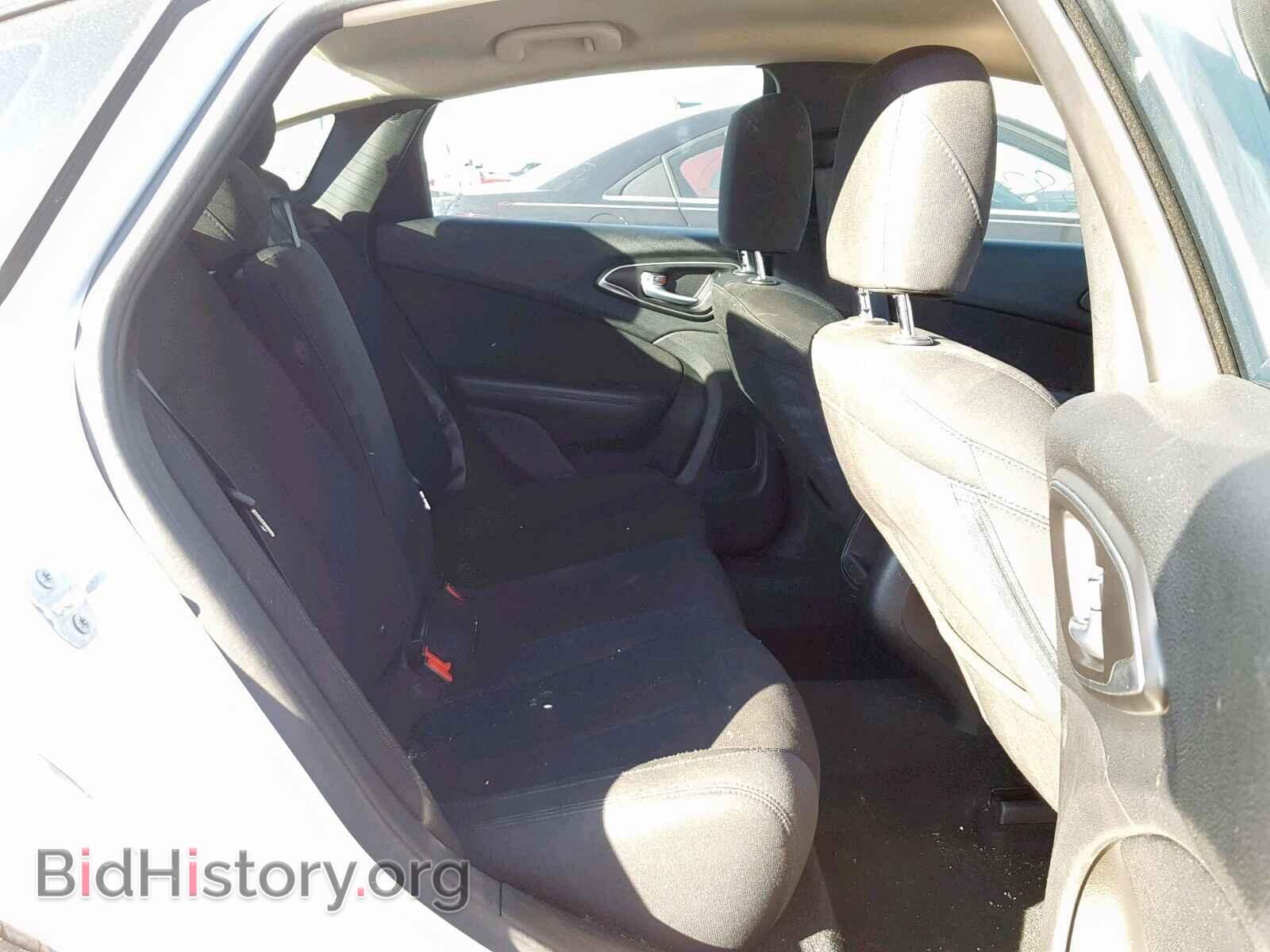 2016 CHRYSLER 200 - VIN: 1C3CCCAB0GN164257 - Photo 6
