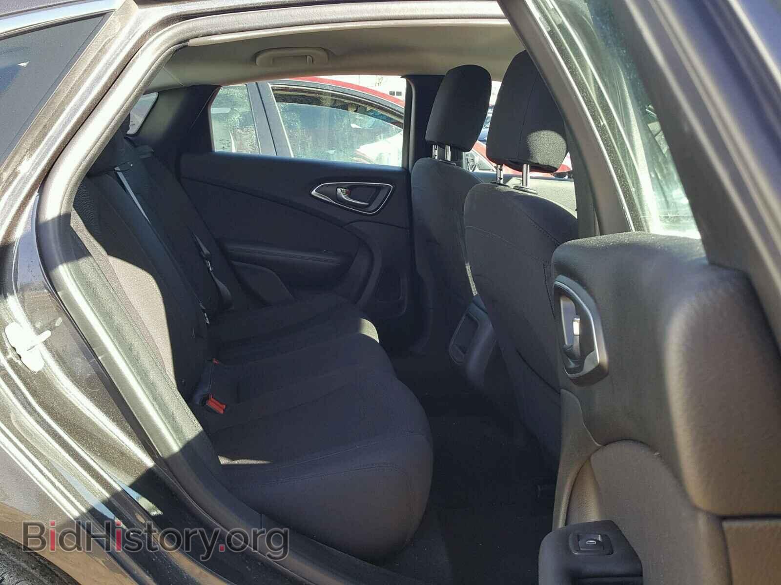 2015 CHRYSLER 200 - VIN: 1C3CCCAB9FN588681 - Фото 6