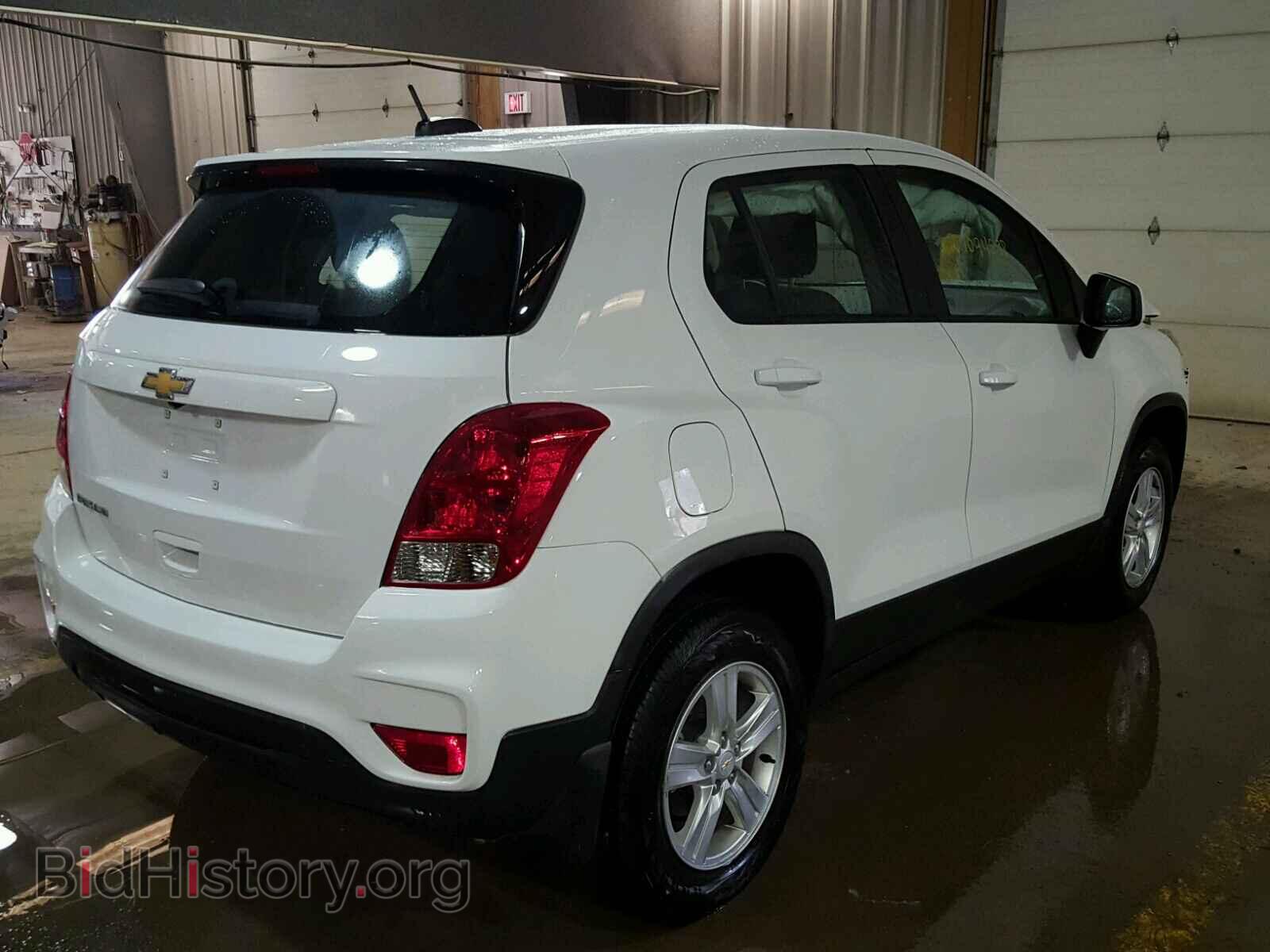 2017 CHEVROLET TRAX - VIN: 3GNCJNSB3HL270450 - Photo 4