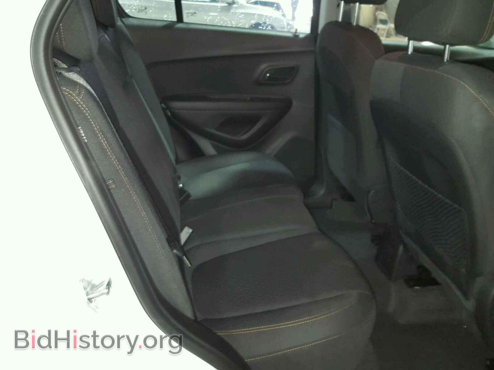 2017 CHEVROLET TRAX - VIN: 3GNCJNSB3HL270450 - Photo 6