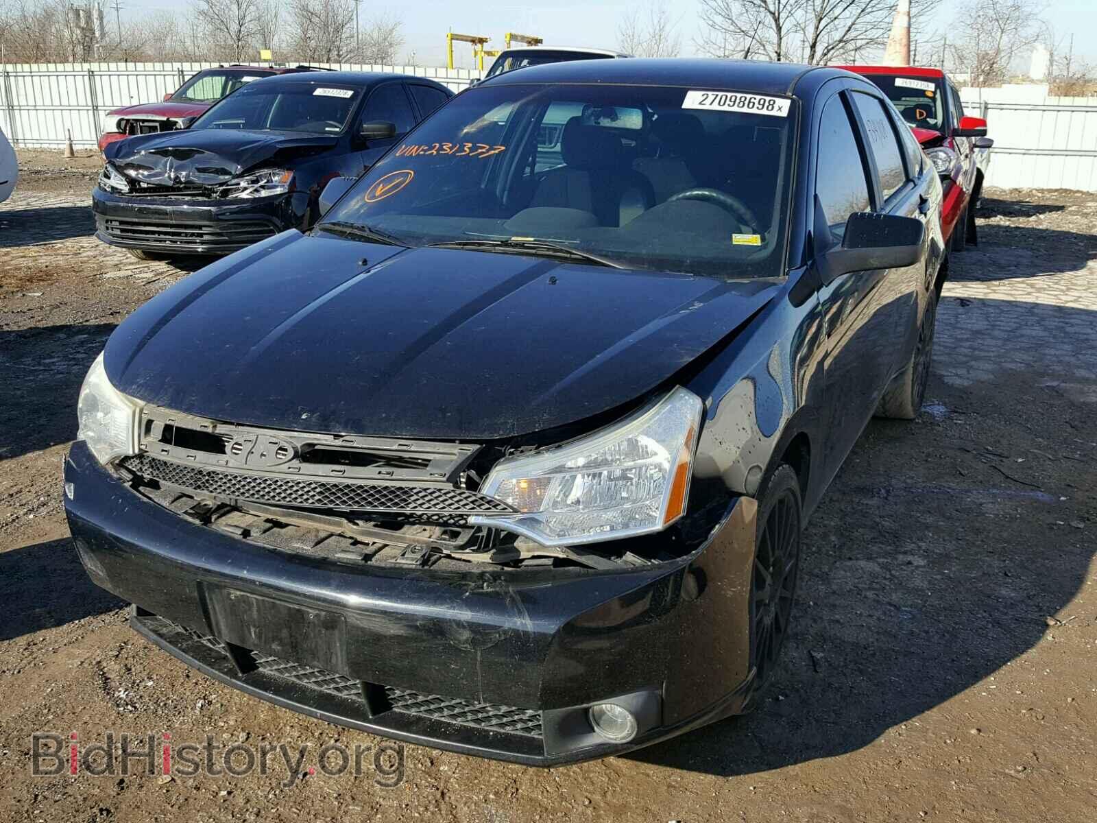 2009 FORD FOCUS - VIN: 1FAHP36N19W231377 - Фото 2