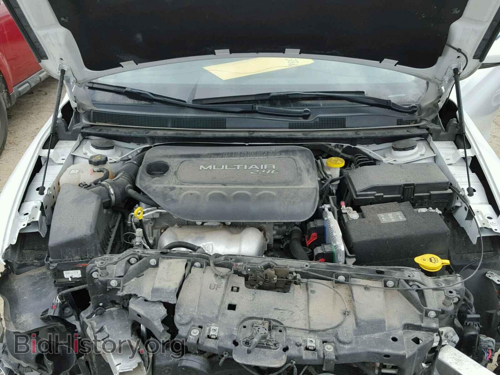 2016 CHRYSLER 200 - VIN: 1C3CCCAB2GN160789 - Photo 7