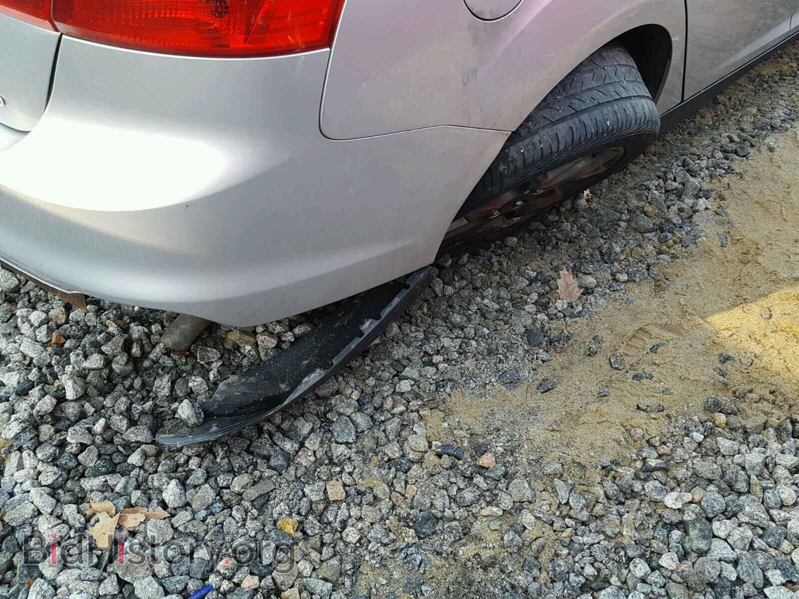 2013 FORD FOCUS - VIN: 1FADP3F23DL280174 - Photo 9