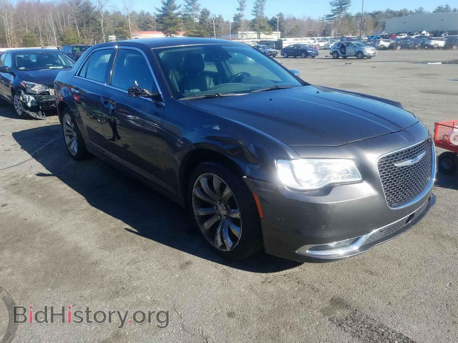 Фотография 2C3CCAEG8JH277898 - CHRYSLER 300 2018