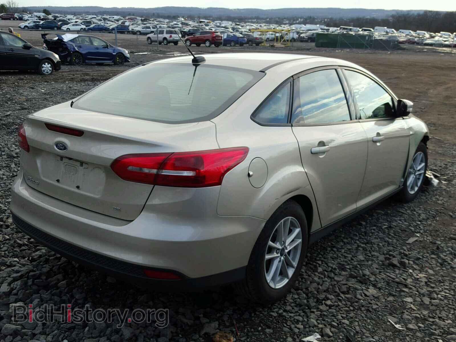 2017 FORD FOCUS - VIN: 1FADP3F27HL316812 - Фото 4