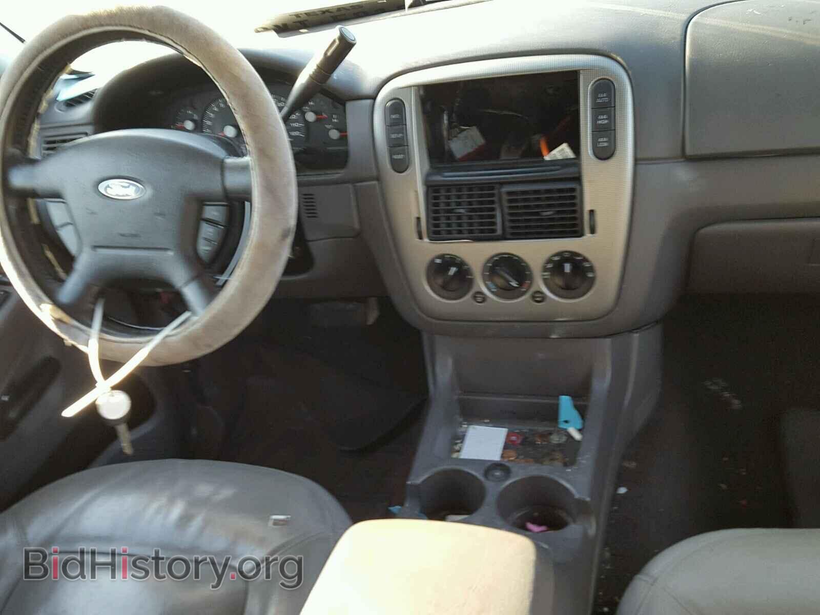 2005 FORD EXPLORER - VIN: 1FMZU73E25UB61389 - Photo 9