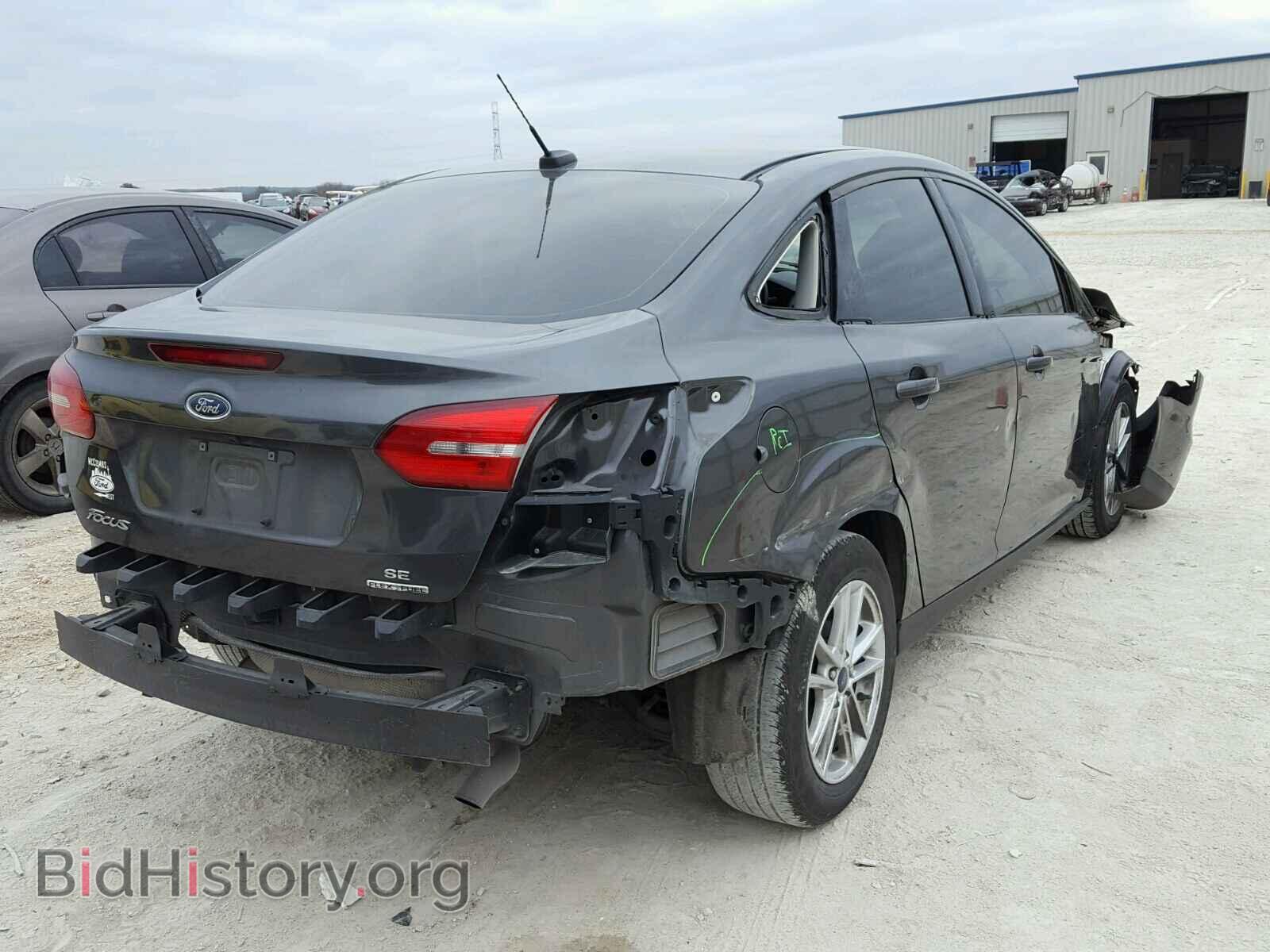 2016 FORD FOCUS - VIN: 1FADP3F27GL404581 - Photo 4